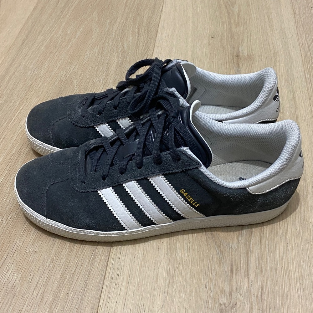 Adidas Gazelle Dark Gray Sneakers